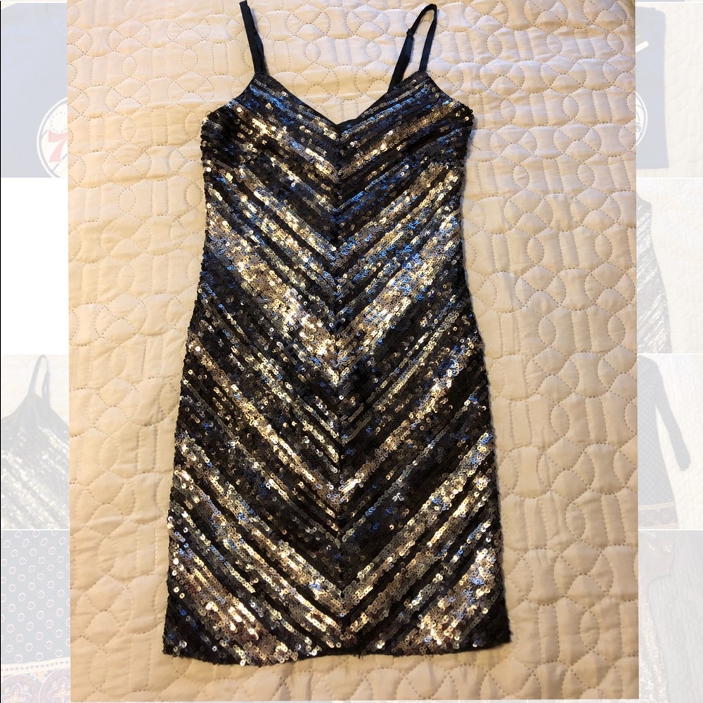 Bebe Sequin Cocktail Dress Navy/Silver/Gray colors